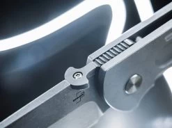 Evade -Messerladen boeker plus evade 01bo384 3 1280x1280